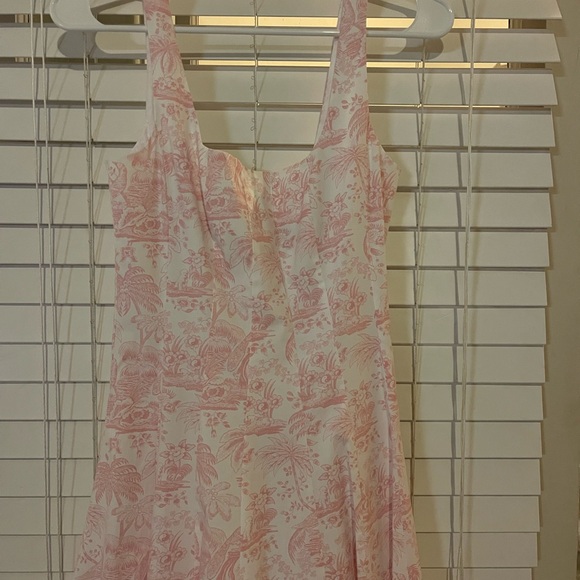 Pink Sleeveless Dress - Picture 7 of 7